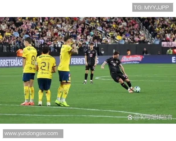 足球明星卢卡精彩进球瞬间解析与动作技巧分享